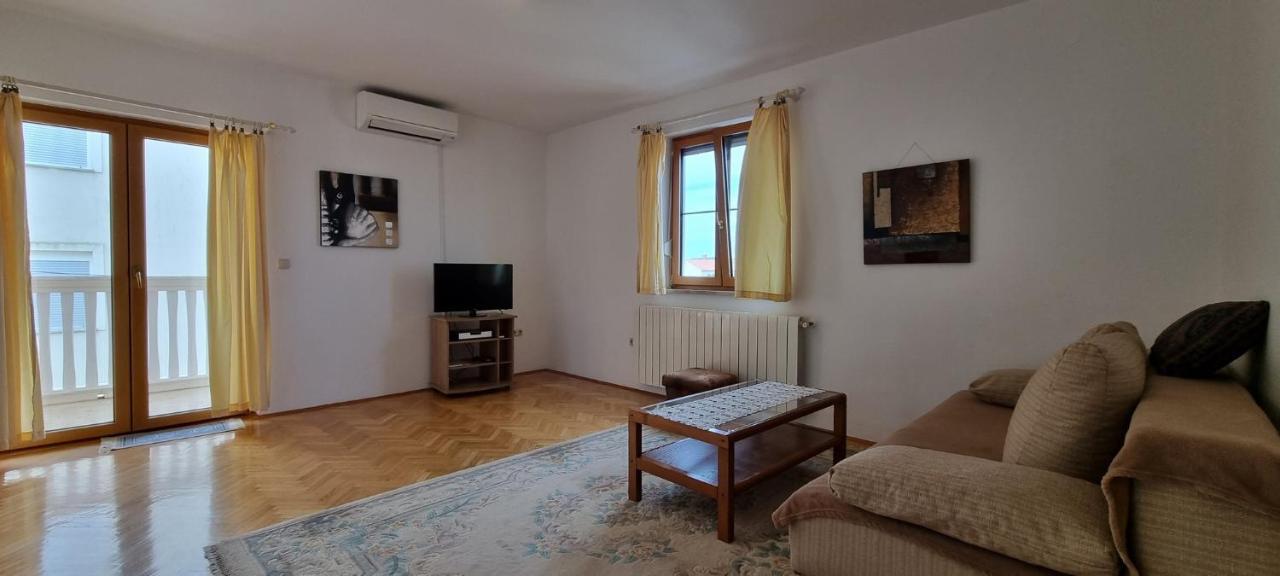 Ljuba Apartment Medulin Exterior photo